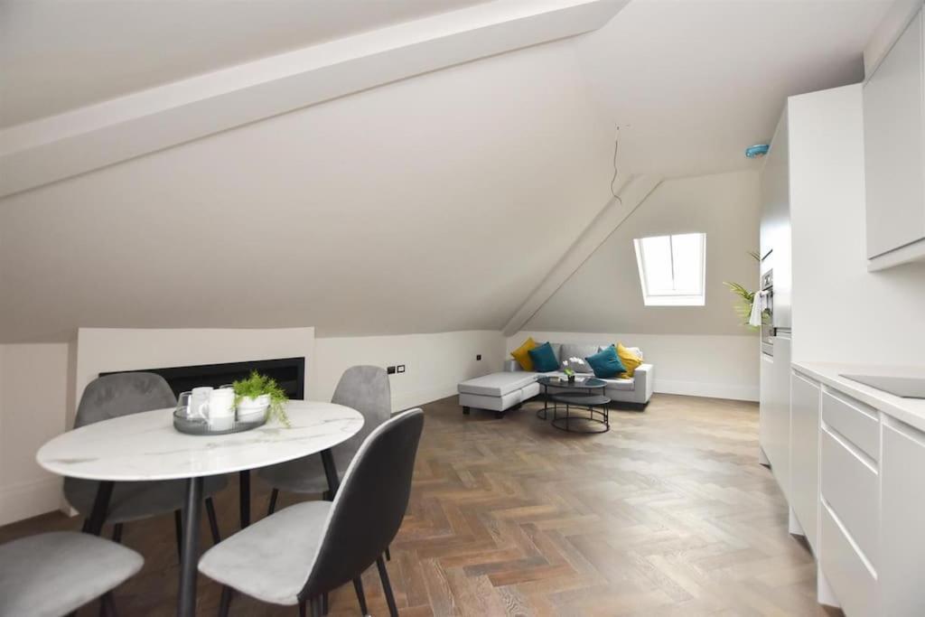 Vive Sea View Getaway Lejlighed Hastings Eksteriør billede