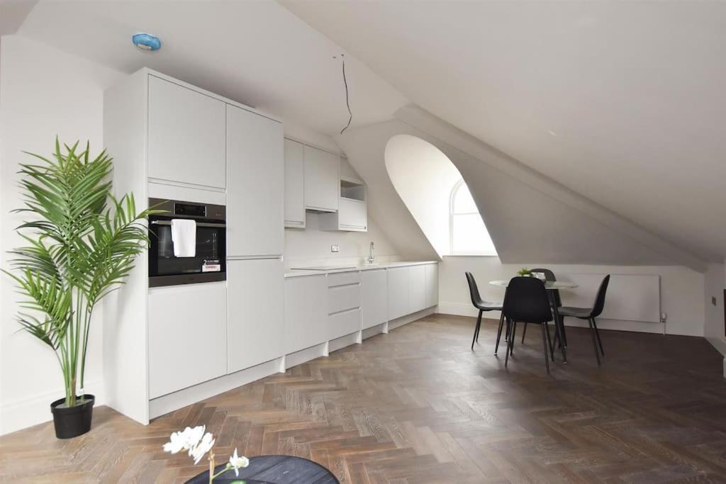 Vive Sea View Getaway Lejlighed Hastings Eksteriør billede